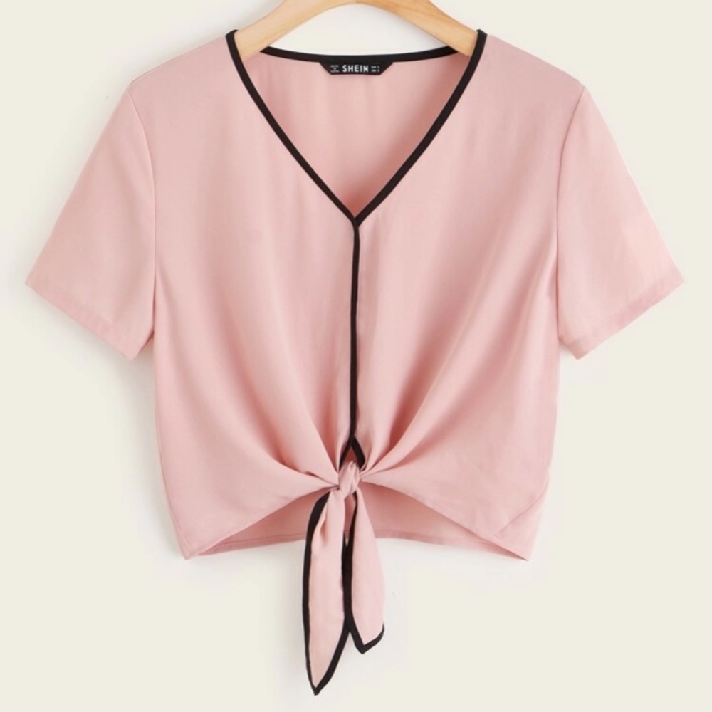 pink shirt